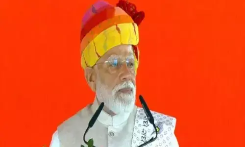 पीएम मोदी ने किया कई डेवलपमेंट प्रोजेक्ट्स का शिलान्यास, जनसभा को संबोधित कर उठाया AI समिट में प्रदर्शन का मुद्दा