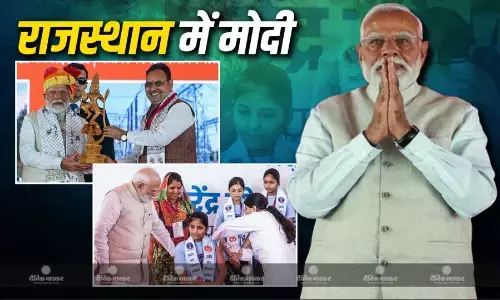 पीएम मोदी ने किया कई डेवलपमेंट प्रोजेक्ट्स का शिलान्यास, जनसभा को संबोधित कर उठाया AI समिट में प्रदर्शन का मुद्दा पीएम मोदी ने किया कई डेवलपमेंट प्रोजेक्ट्स का शिलान्यास, जनसभा को संबोधित कर उठाया AI समिट में प्रदर्शन का मुद्दा