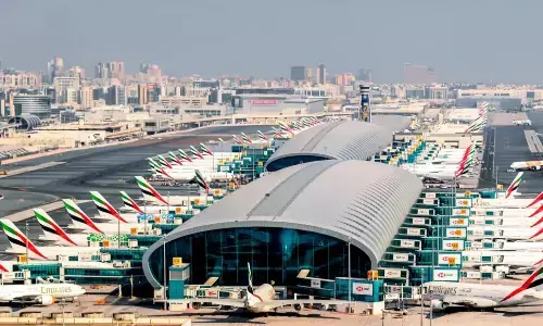 ईरान इजरायल हमले का बड़ा असर, दुनिया के लगभग हर देश के महाद्वीप पर पहुंचने वाला एयरपोर्ट बंद, एयर इंडिया की उड़ाने भी प्रभावित