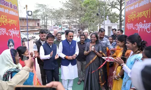 होली उत्सव मेले का किया गया शुभारंभ, स्व सहायता समूहों द्वारा बनाए गए उत्पाद बने आकर्षक होली उत्सव मेले का किया गया शुभारंभ, स्व सहायता समूहों द्वारा बनाए गए उत्पाद बने आकर्षक