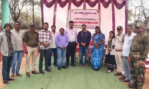 दक्षिण वनमण्डल के कल्दा रेंज में नि:शुल्क स्वास्थ्य शिविर का आयोजन दक्षिण वनमण्डल के कल्दा रेंज में नि:शुल्क स्वास्थ्य शिविर का आयोजन