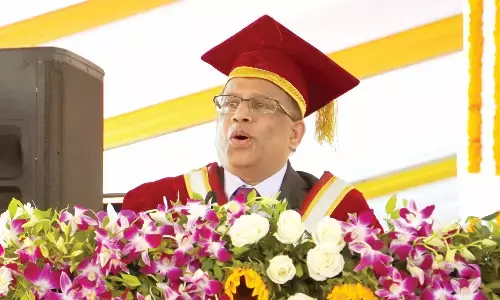 न्यायमूर्ति विश्वनाथन ने कहा - एआई तकनीक सहायक हो सकती है विकल्प नहीं, तकनीक के साथ सतर्क रहने की सलाह