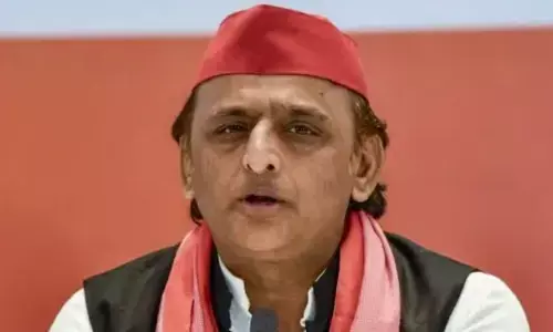 मिडिल ईस्ट की जंग पर अखिलेश यादव का बड़ा बयान, भारत सरकार से सवाल पूछते हुए अंतरराष्ट्रीय रुख को लेकर मांगा जवाब