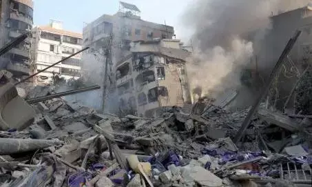 इजराइल ने सीमा से सटे लेबनान के 50 गांव खाली कराए हैं, हमलों में मौतौं का ताडंव जारी इजराइल ने सीमा से सटे लेबनान के 50 गांव खाली कराए हैं, हमलों में मौतौं का ताडंव जारी