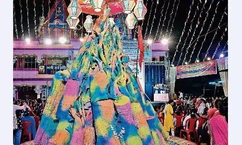 आज होलिका दहन, चंद्रग्रहण के कारण कल की जगह परसों मनाई जाएगी धुरेड़ी आज होलिका दहन, चंद्रग्रहण के कारण कल की जगह परसों मनाई जाएगी धुरेड़ी