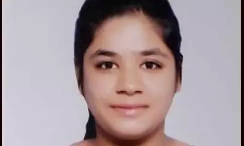 खुशी दुबई में सुरक्षित - मोबाइल पर अपने परिजनों से संपर्क कर अपनी कुशलता की दी जानकारी