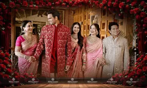 शादी के बंधन में बंधे सचिन तेंदुलकर के बेटे अर्जुन तेंदुलकर और सानिया चंदोक, शादी के बाद की पहली तस्वीर