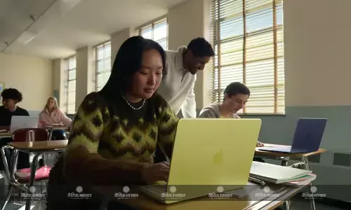 Apple MacBook Neo भारत में 13-इंच लिक्विड रेटिना डिस्प्ले और A18 Pro चिप के साथ लॉन्च, कीमत 69900 रुपए से शुरू