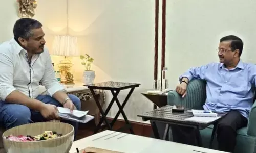 दिल्ली में शरद गुट विधायक ने अरविंद केजरीवाल से की मुलाकात, अजित पवार प्लेन क्रैश मामले को संसद में उठाने को लेकर की चर्चा