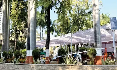 बिना टेंडर सजा दरबार - तान दिया 19 लाख की लागत से शामियाना, विषय समितियों के सभापति 10 मार्च के बाद करेंगे पदग्रहण