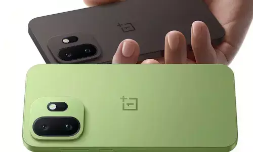 चीन में लॉन्च से पहले OnePlus 15T के डिजाइन और कलर ऑप्शन ऑफिशियली सामने आए, जानिए फीचर्स और स्पेसिफिकेशन्स