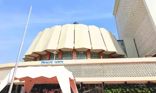 ओला-उबर और रैपिडो ई- बाइक का अस्थायी लाइसेंस रद्द, बेस्ट के 121 ड्राइवर बर्खास्त कंडक्टर निलंबित, मॉरीशस में एक लाख टन प्याज भेजेगी महाराष्ट्र सरकार