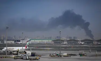 ईरान ने दुबई इंटरनेशनल एयरपोर्ट पर कर दिया हमला, एक भारतीय नागरिक समेत 4 लोग घायल