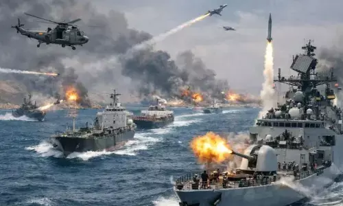 होर्मुज के समुद्री रास्ते में ट्रंप की बढ़ी परेशानी, ईरानी हमलों को देखते हुए तेल टैंकरों की सुरक्षा का वादा फेल