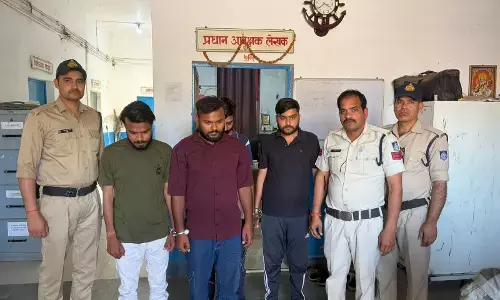 पिता-पुत्र से रंगदारी मांगने पर जेल भेजे गए चार आरोपी पिता-पुत्र से रंगदारी मांगने पर जेल भेजे गए चार आरोपी