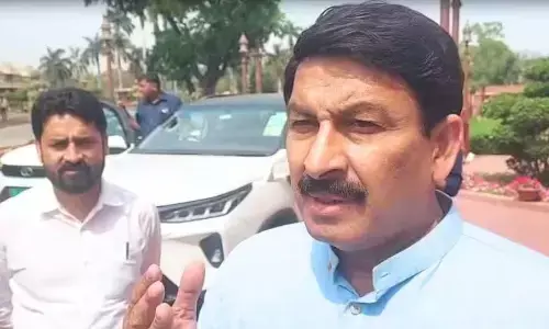 संभल CO विवाद पर BJP सांसद मनोज तिवारी ने दिया बयान, देश में विचारधाराओं का टकराव लोकतांत्रिक प्रक्रिया का हिस्सा