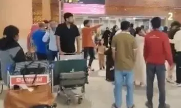 मिडिल ईस्ट में तनाव के बीच अबू धाबी से लौटे भारतीय यात्री, बेंगलुरु के केम्पेगौड़ा इंटरनेशनल एयरपोर्ट पर पहुंचा एतिहाद एयरवेज का विशेष विमान