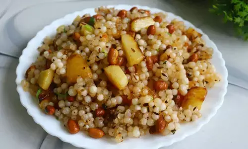 नवरात्रि पर रखने वाले हैं व्रत? साबूदाने की खिचड़ी की ये रेसिपी आएगी बड़े काम