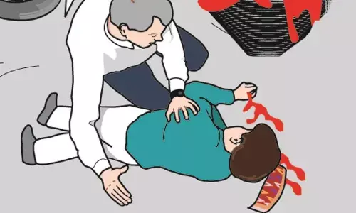 बुझ गया एक घर का चिराग, 12वीं के छात्र ने मॉल से कूद कर दी जान - परीक्षा खत्म होने के बाद भी घरवालों से कहता रहा पेपर