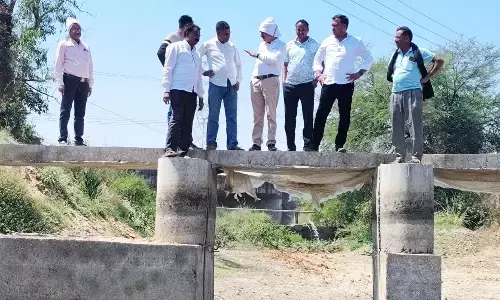 नागठाणा (सालई खुर्द) का सीमेंट बांध किसानों के लिए बना सफेद हाथी