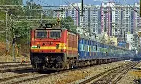 मध्य रेलवे में बिना टिकट यात्रियों पर शिकंजा, 11 महीनों में 38 लाख से अधिक धराए