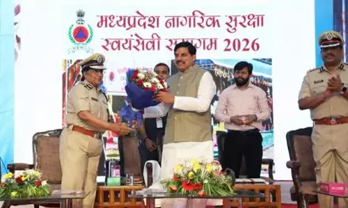 होमगार्ड और नागरिक सुरक्षा से जुड़े स्वयंसेवक, आपदा में सुरक्षा कवच का करते हैं कार्य - मुख्यमंत्री डॉ. यादव