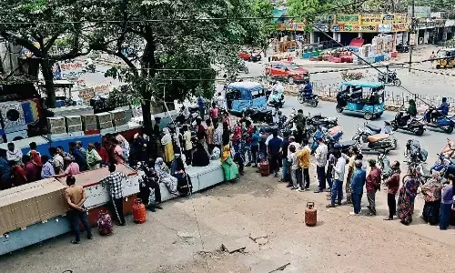 समय पर बुकिंग की, डिलीवरी की डेट भी निकल गई फिर भी नहीं मिला सिलेंडर