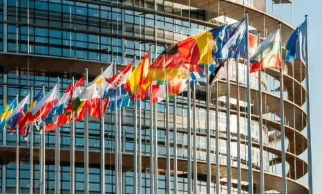 होर्मुज स्ट्रेट तनाव को लेकर EU ने ईरान समेत कई देशों से की कूटनीतिक बातचीत