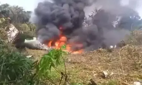 वायुसेना का विमान टेक ऑफ के दौरान क्रैश, प्लेन में सवार थे 110 सैनिक