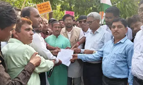 सिवनी-बालाघाट फोरलेन निर्माण को लेकर सड़क पर उतरे लोग