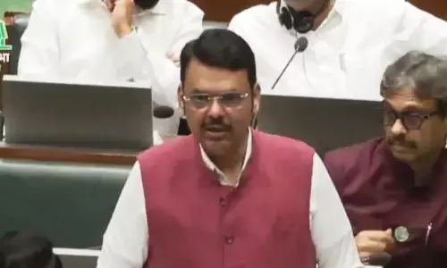 सीएम बोले - उपसभापति का निर्देश ब्रह्मवाक्य नहीं, महाजन ने कहा- खडसे लोगों को ब्लैकमेल करने सवाल भेजते हैं क्या, केंद्र से कपास खरीदी अवधि बढ़ाने की मांग