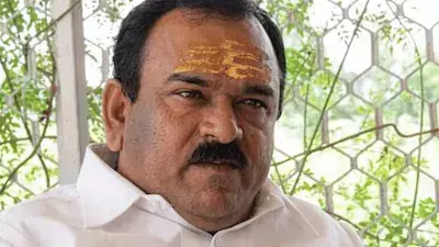 देवी अवतार बनकर महिलाओं का शोषण, अशोक खरात पर 8 केस दर्ज, 40 करोड़ की संपत्ति का खुलासा