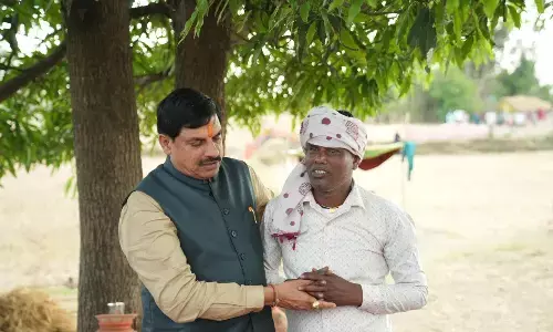 किसान का निमंत्रण और सीएम डॉ. मोहन की सादगी, प्रदेश के मुखिया ने ऐसे मनाया अनोखा जन्म दिन