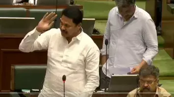 कांग्रेस विधायक पटोले ने दैनिक भास्कर की खबरों के हवाले से उठाया मुद्दा, विधानसभा में गूंजा पोषण आहार घोटाले का मामला