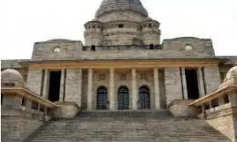 ध्वनि प्रदूषण पर सख्त रुख - हाईकोर्ट ने पुलिस आयुक्त के प्रति जताई नाराजगी, ऑनलाइन पोर्टल बनाने के निर्देश