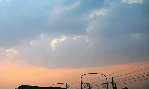 देर रात हुई बूंदाबांदी, दोपहर को लगने लगे धूप के चटके, 29 मार्च से मौसम का मिजाज बदलने की संभावना