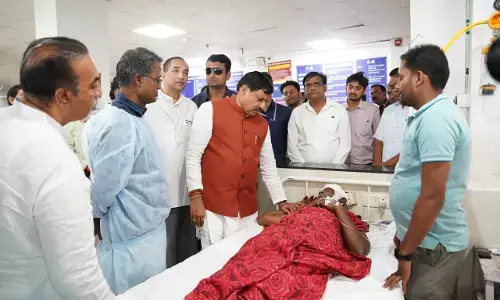 दिल्ली से सीधे छिंदवाड़ा पहुंचे मुख्यमंत्री डॉ. यादव, मृतकों के परिजनों से की मुलाकात