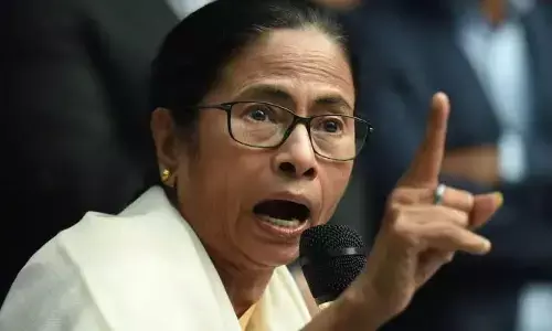 चुनाव जीतने के बाद दिल्ली में सभी राजनीतिक पार्टियों... चुनावी रैली के दौरान ममता बनर्जी ने BJP को जमकर घेरा