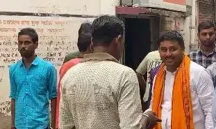 पश्चिम बंगाल में सत्तारूढ़ ममता सरकार पर बीजेपी उम्मीदवारों ने प्रचार के दौरान साधा निशाना