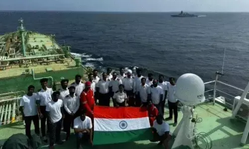 ईरान जंग के बीच भारत को मिली खुशखबरी, दो LPG टैंकरों ने होर्मुज को किया पार, 94 हजार मीट्रिक टन गैस..