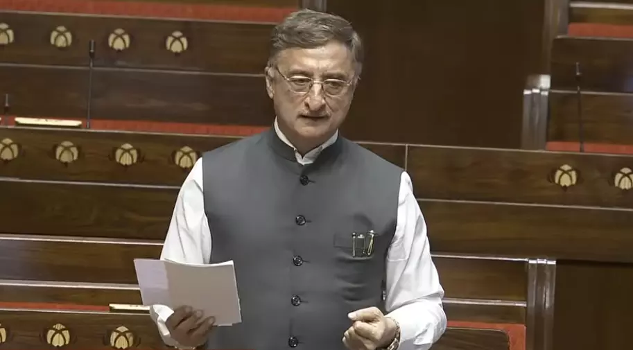 विवेक तन्खा ने राज्यसभा में CAPF बिल पर उठाए गंभीर सवाल: कहा- यह बिल फोर्स का मनोबल गिराने वाला है विवेक तन्खा ने राज्यसभा में CAPF बिल पर उठाए गंभीर सवाल: कहा- यह बिल फोर्स का मनोबल गिराने वाला है