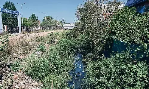 दो दशक से आफत बना अन कवर्ड नाला, प्रदूषित हो रहे जलस्रोत