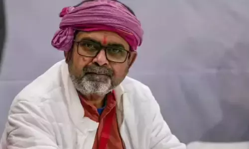 राहुल गांधी के विदेश दौरे पर अवध ओझा की टिप्पणी, कांग्रेस सांसद को दी राजनीतिक समझ बढ़ाने की सलाह