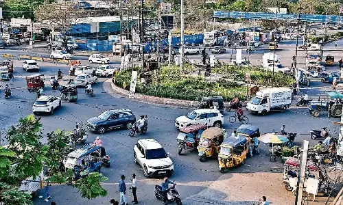 3 किमी लंबा बने दीनदयाल फ्लाईओवर तभी जाम से मिलेगी निजात