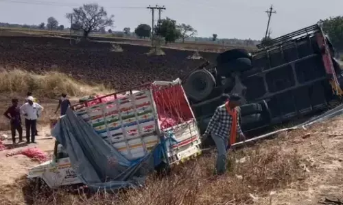 अलग-अलग सड़क दुर्घटनाओं में 2 की दर्दनाक मौत, 2 गंभीर रूप से हुए घायल