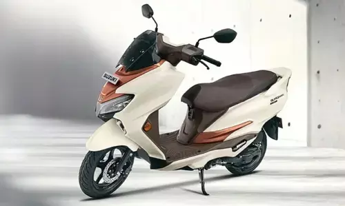 2026 Suzuki Burgman Street भारत में नए फीचर्स और डिजाइन के साथ हुआ लॉन्च, शुरुआती कीमत 1.02 लाख रुपए