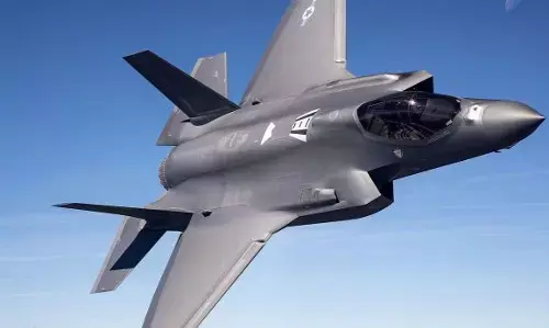 पश्चिमी एशिया में तनाव के बीच ईरान ने किया बड़ा दावा, अमेरिकी पायलट को बनाया बंधक, F-35 फाइटर जेट में था सवार