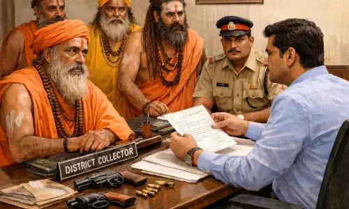 सिंहस्थ कुंभ मेले से पहले साधुओं को चाहिए गन के लाइसेंस, किए आवेदन - बंदूक रखने की मांगी अनुमति सिंहस्थ कुंभ मेले से पहले साधुओं को चाहिए गन के लाइसेंस, किए आवेदन - बंदूक रखने की मांगी अनुमति