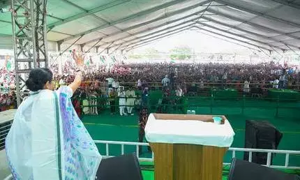 TMC चीफ ममता बनर्जी बोलीं बूथ एजेंट्स 24 घंटे EVM पर रखें निगरानी, नहीं तो हो सकती है हैगिंग