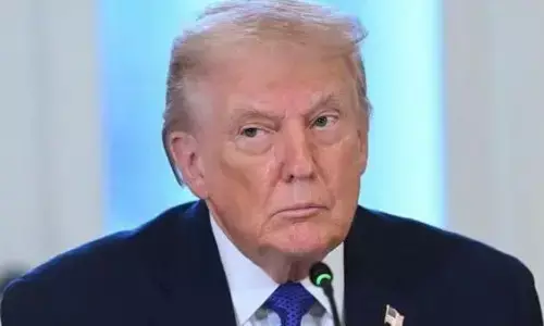 ट्रंप ने ईरान को एक बार फिर दी चेतावनी, 6 अप्रैल को समझौता नहीं हुआ तो तेहरान के पावर प्लांट को बनाएंगे निशाना